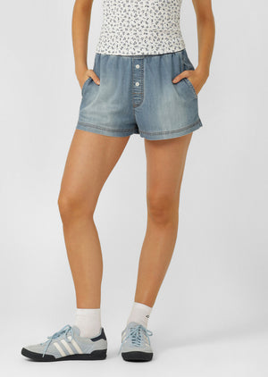 Lorna Jane Off Duty Washed Denim Shorts - Washed Light Blue