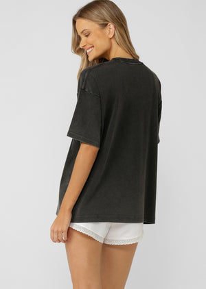 Lorna Jane Sport Club Washed Boyfriend T-Shirt - Washed Black