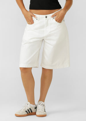 Lorna Jane Off Duty Vintage Wash Denim Shorts - Vintage White