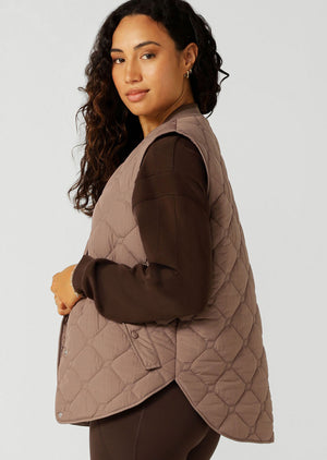 Lorna Jane Iconic Quilted Longline Vest - Bone