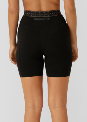 Lorna Jane High Definition Zip Pocket Bike Shorts - Black