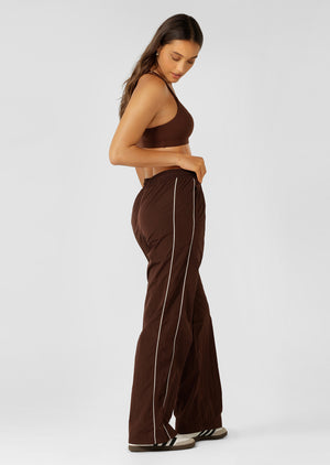 Lorna Jane Heritage Varsity Pants - Truffle