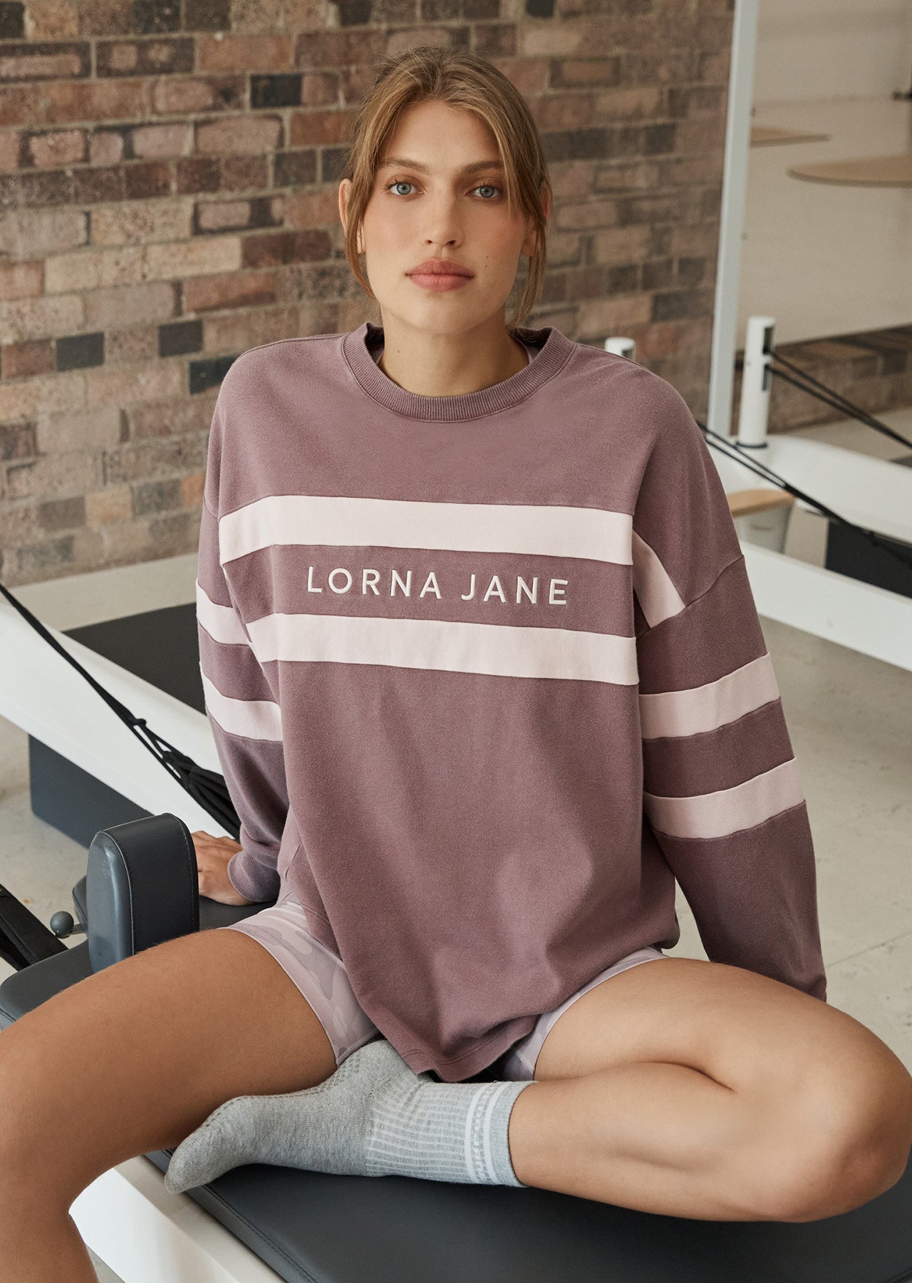 Lorna Jane Campus Oversized Washed Lightweight Sweat - Washed Stone