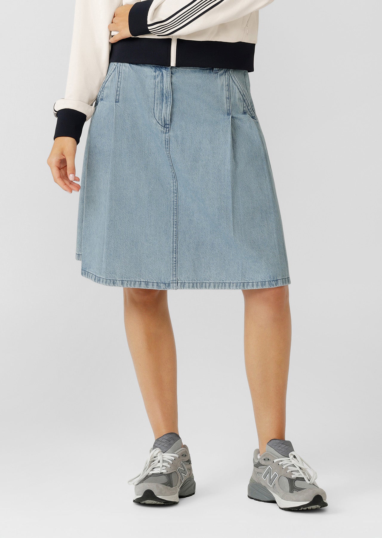 Lorna Jane Relay Denim Pleat Skirt - Light Blue Washed Denim