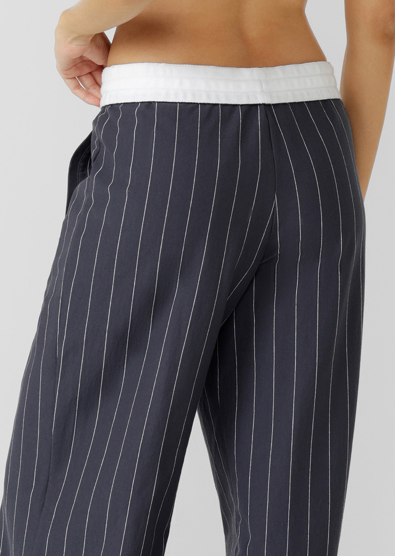 Lorna Jane Pinstripe Dance Pants - Canyon Pinstripe