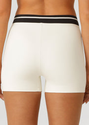 Lorna Jane Drift 9CM Bike Shorts - Porcelain