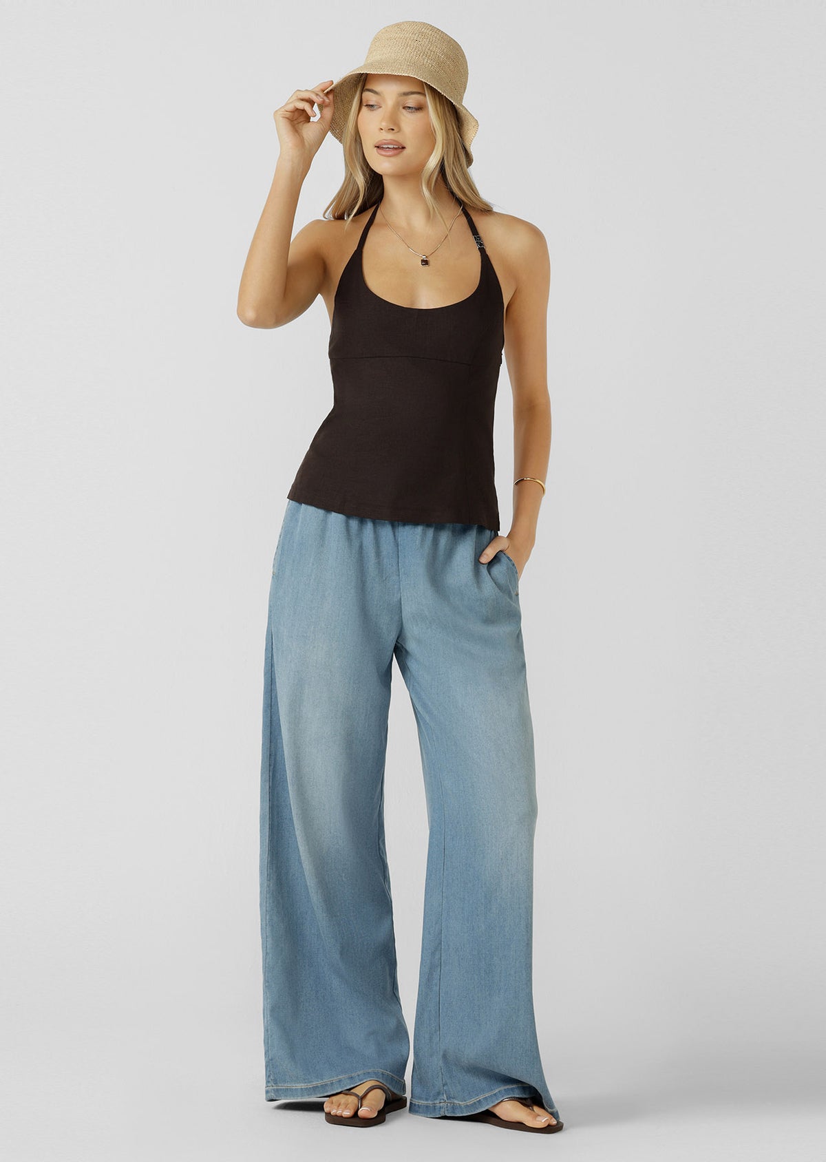 Lorna Jane LJC Linen Adjustable Halter Top - Volcano