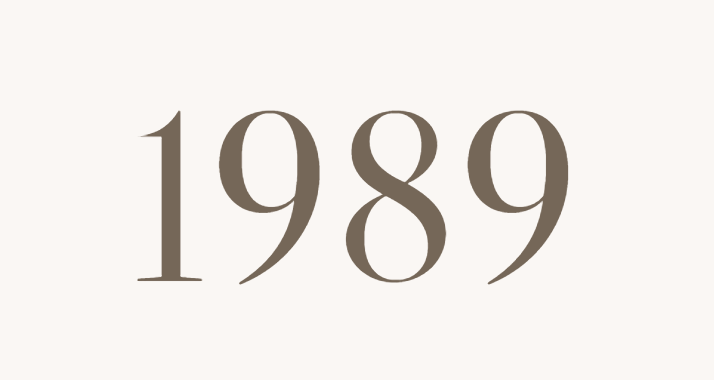 Text reading the number 1989