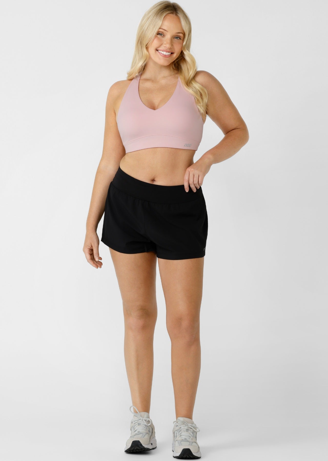 Lorna Jane Amy Stretch & Stride Pocket Run Shorts - Black