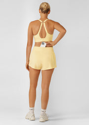 Lorna Jane Amy Stretch & Stride Pocket Run Shorts - Lemon Cream