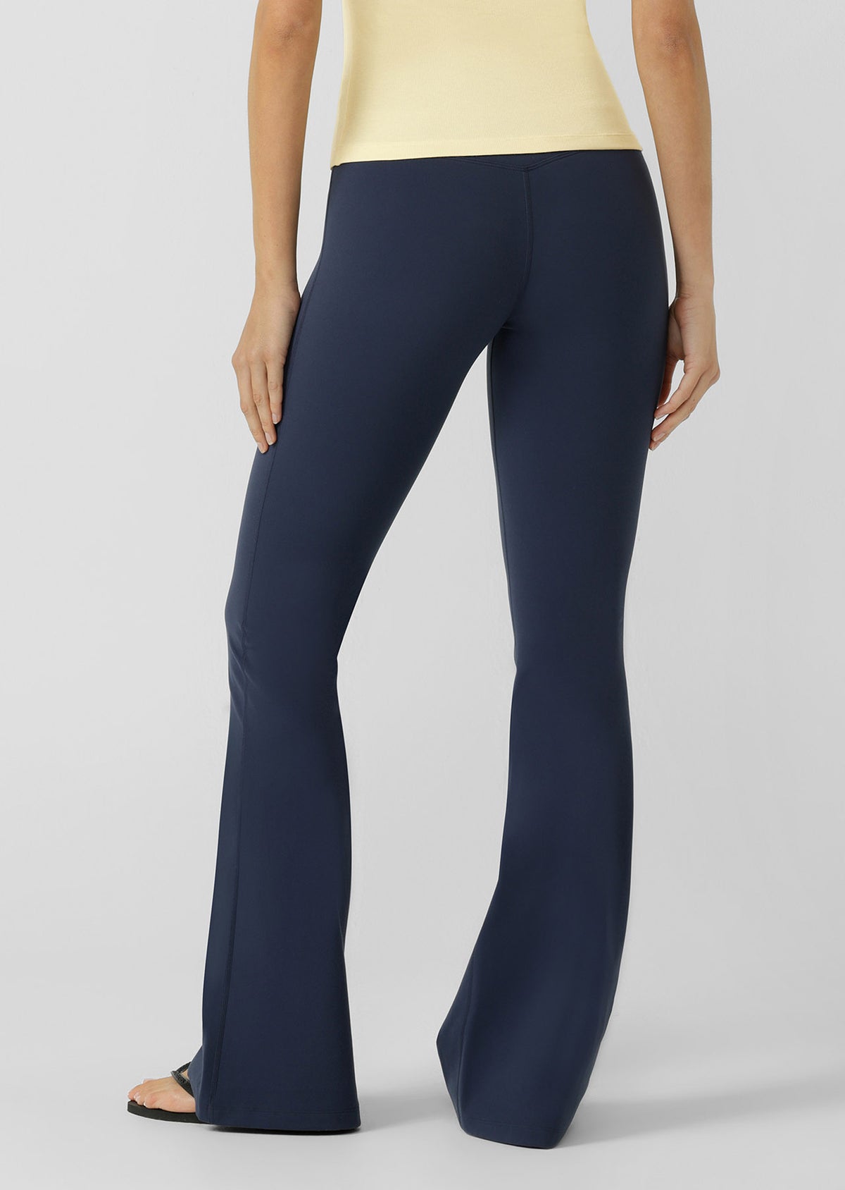Lorna Jane Lotus Flared Leggings Tall - Platinum Navy