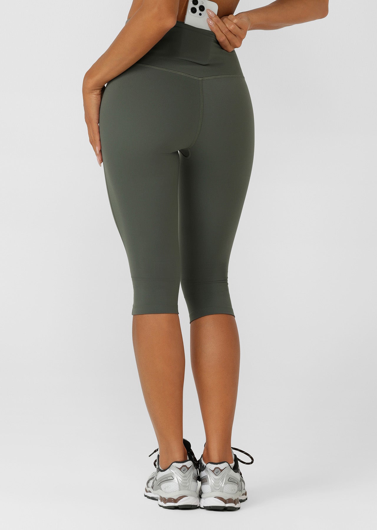 Lorna Jane Lotus No Chafe Phone Pocket 3/4 Leggings - Agave Green