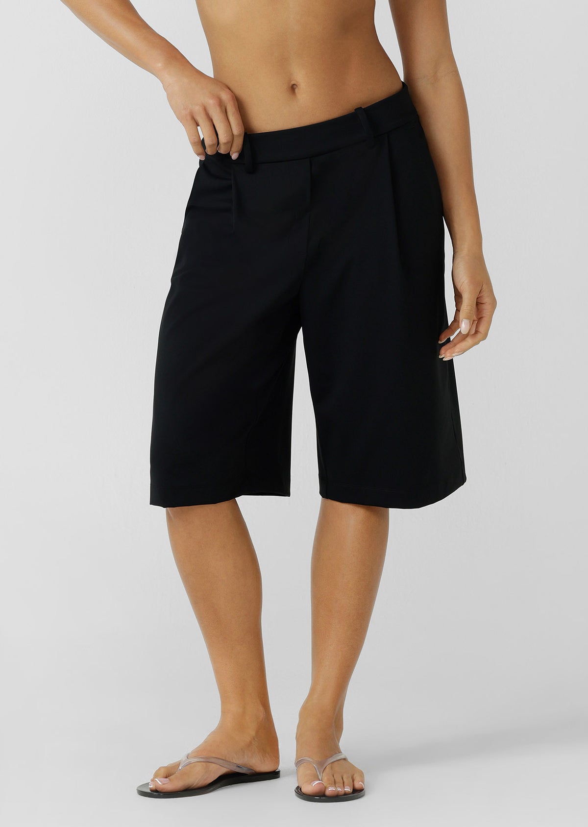 Lorna Jane The Everything 3/4 Shorts - Black