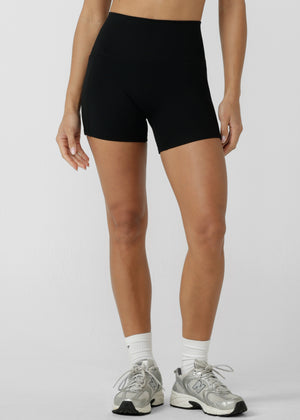 Lorna Jane Amy No Ride 2 Pocket 14cm Bike Shorts - Black