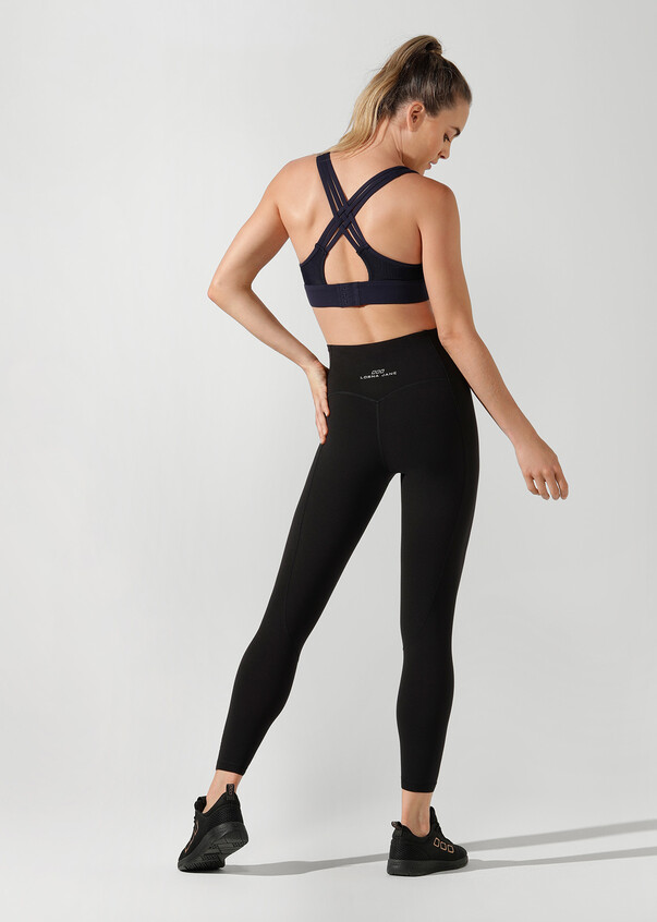 Fit & Folly - Beat the cold with Lorna Jane Thermal